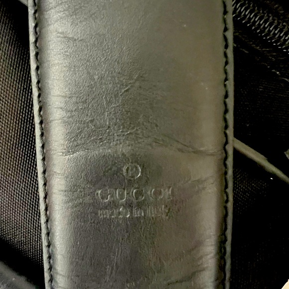 Like New! Large Gucci Leather & Vinyl/Canvas Suitcase, Purchased in Rome in 00’s - Picture 13 of 14